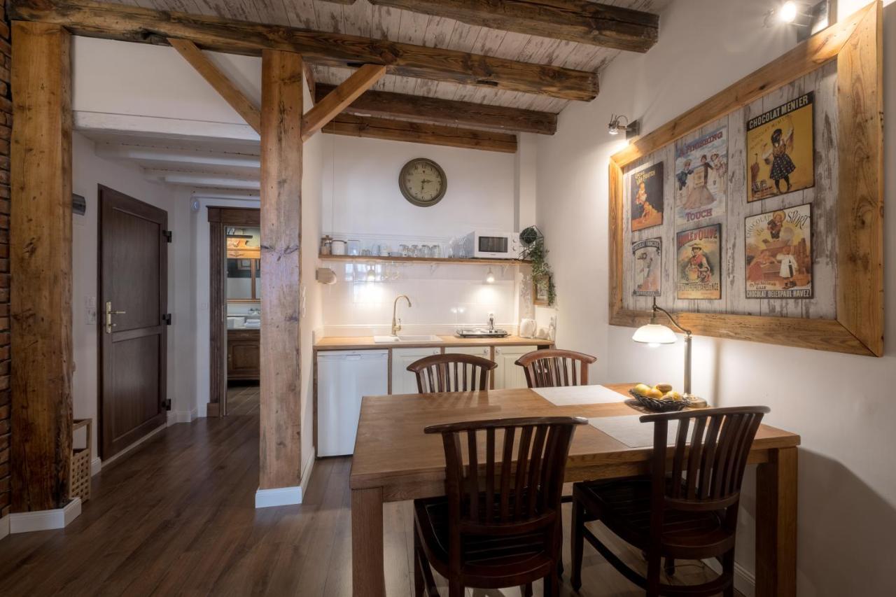 Old House Apartments Познань Екстер'єр фото